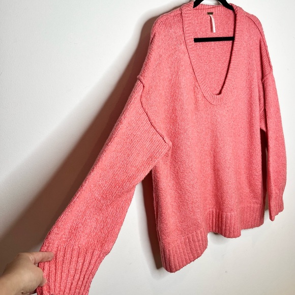 Free People ‘Brookside’ Oversized Tunic Sweater - Picture 5 of 10
